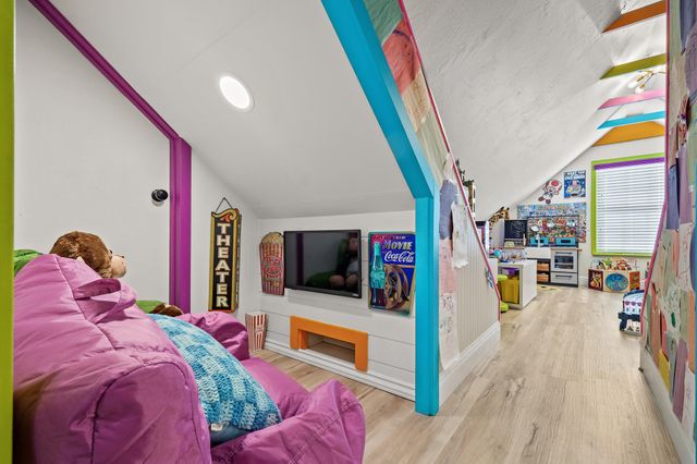 4204 S University Street, Visalia, CA 93277