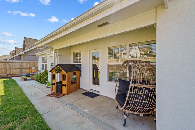 4204 S University Street, Visalia, CA 93277