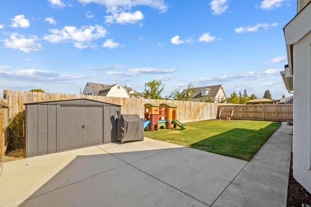 4204 S University Street, Visalia, CA 93277