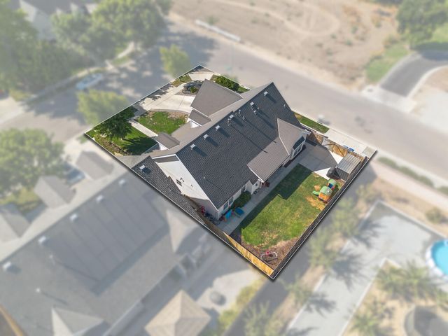 4204 S University Street, Visalia, CA 93277