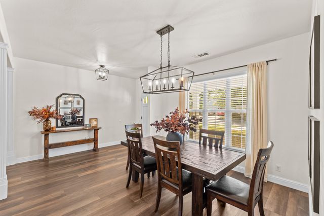 4204 S University Street, Visalia, CA 93277