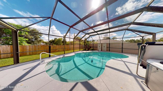 1034 Webster Road SE, Palm Bay, FL 32909