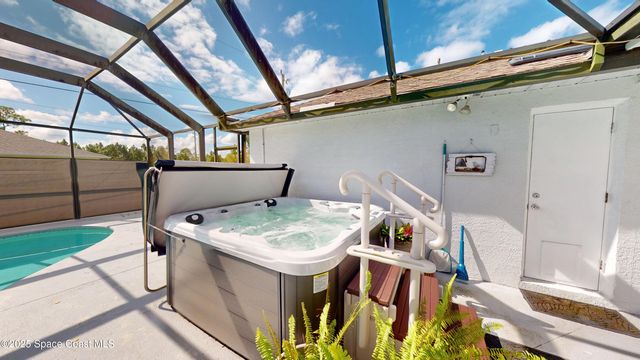 1034 Webster Road SE, Palm Bay, FL 32909