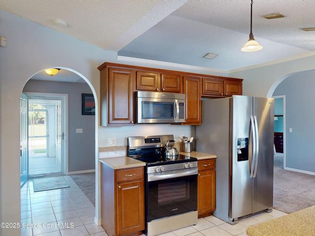 1034 Webster Road SE, Palm Bay, FL 32909