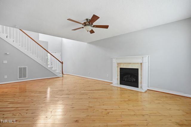 166-B Robinson Walk 166-B, Bristol, TN 37620