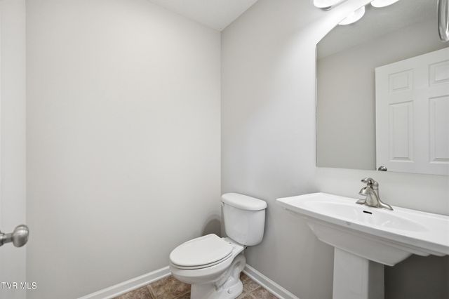 166-B Robinson Walk 166-B, Bristol, TN 37620