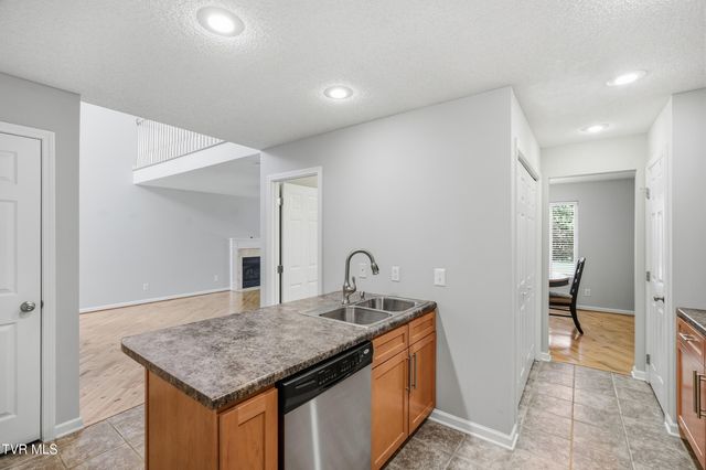 166-B Robinson Walk 166-B, Bristol, TN 37620