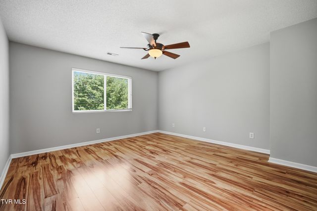 166-B Robinson Walk 166-B, Bristol, TN 37620