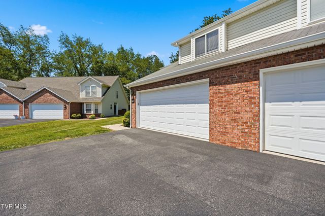 166-B Robinson Walk 166-B, Bristol, TN 37620
