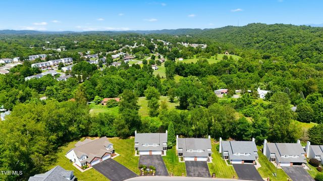 166-B Robinson Walk 166-B, Bristol, TN 37620