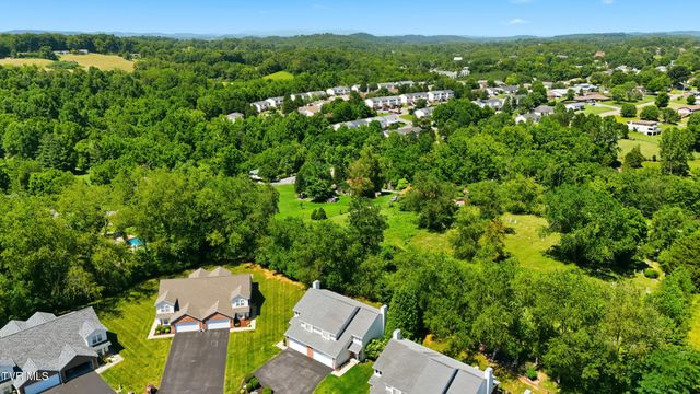 166-B Robinson Walk 166-B, Bristol, TN 37620