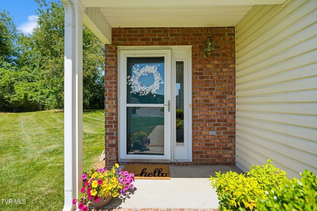 166-B Robinson Walk 166-B, Bristol, TN 37620