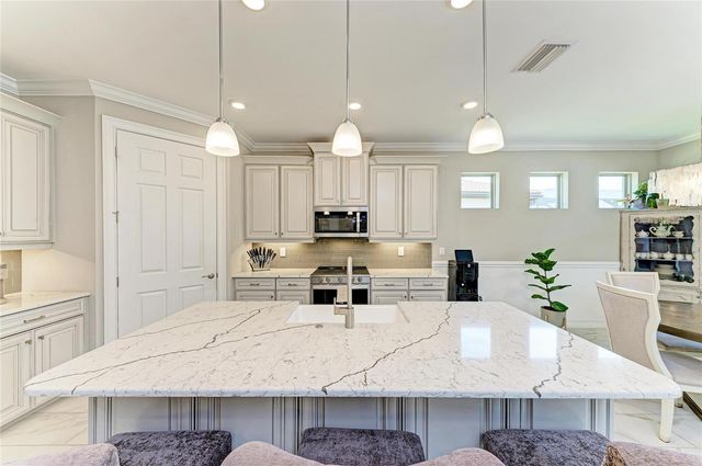 277 VILLORESI BOULEVARD, Nokomis, FL 34275