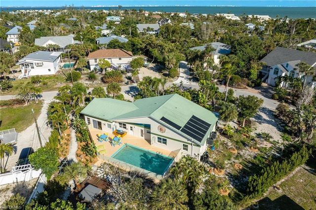 434 Lagoon DR, Sanibel, FL 33957