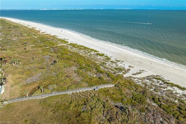434 Lagoon DR, Sanibel, FL 33957