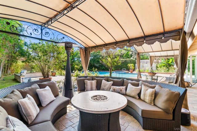 5979 Via Zurita, La Jolla, CA 92037