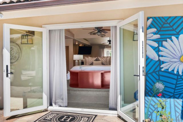 5979 Via Zurita, La Jolla, CA 92037