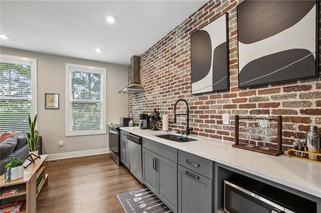 1280 Longreen Terrace NW, Atlanta, GA 30318