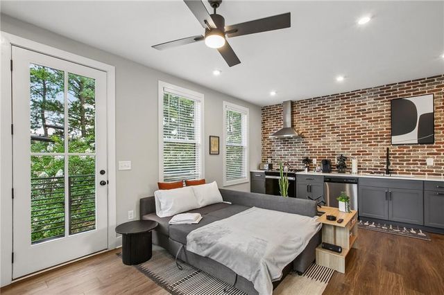 1280 Longreen Terrace NW, Atlanta, GA 30318