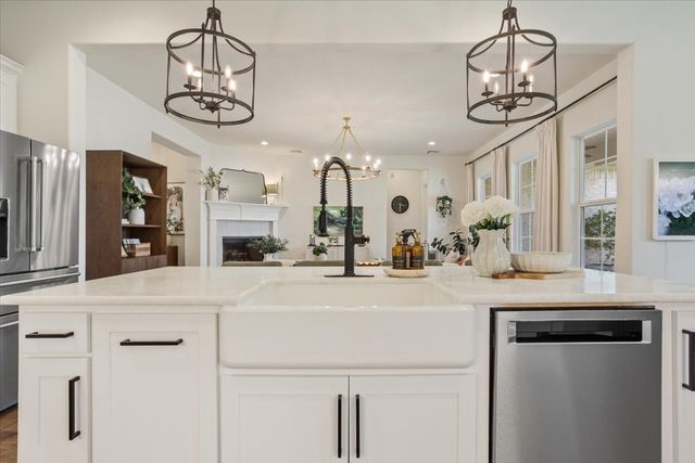 331 Woodhaven Trail, Waco, TX 76657