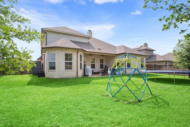 331 Woodhaven Trail, Waco, TX 76657