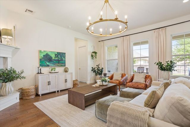 331 Woodhaven Trail, Waco, TX 76657