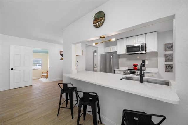 821 19TH AVENUE S, St Petersburg, FL 33705