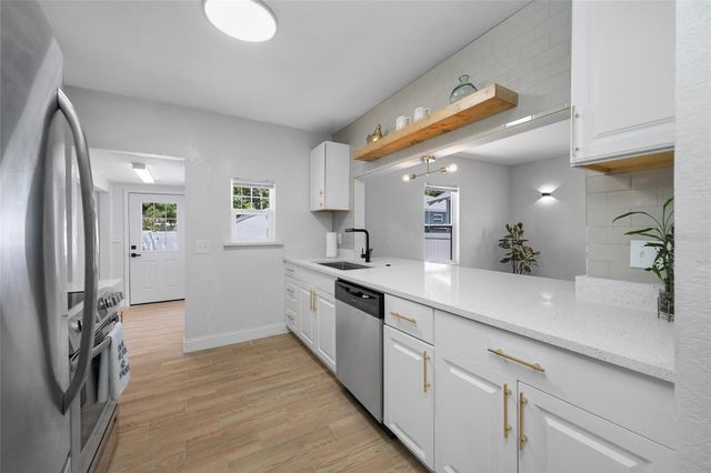 821 19TH AVENUE S, St Petersburg, FL 33705