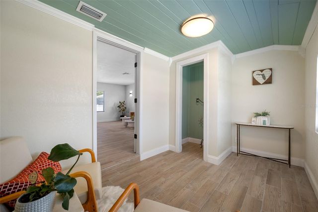 821 19TH AVENUE S, St Petersburg, FL 33705