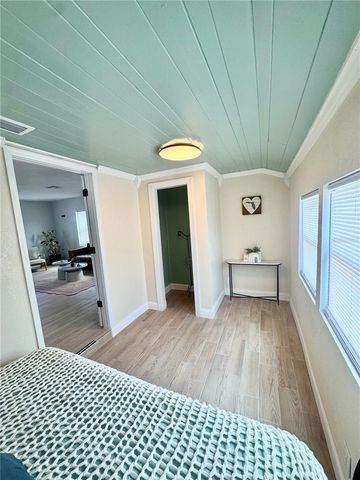 821 19TH AVENUE S, St Petersburg, FL 33705