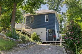 1010 PERRY ST, Staunton, VA 24401