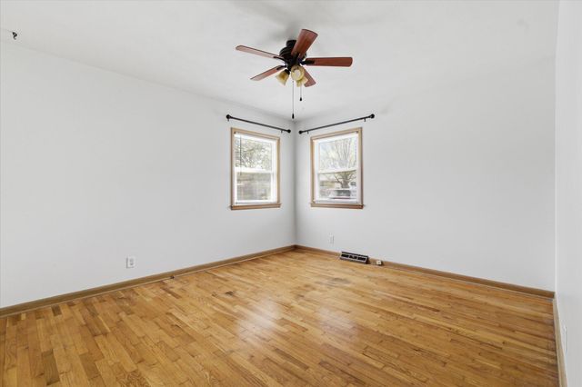 823 S Barnes Avenue, Springfield, MO 65802