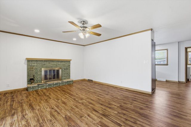 823 S Barnes Avenue, Springfield, MO 65802