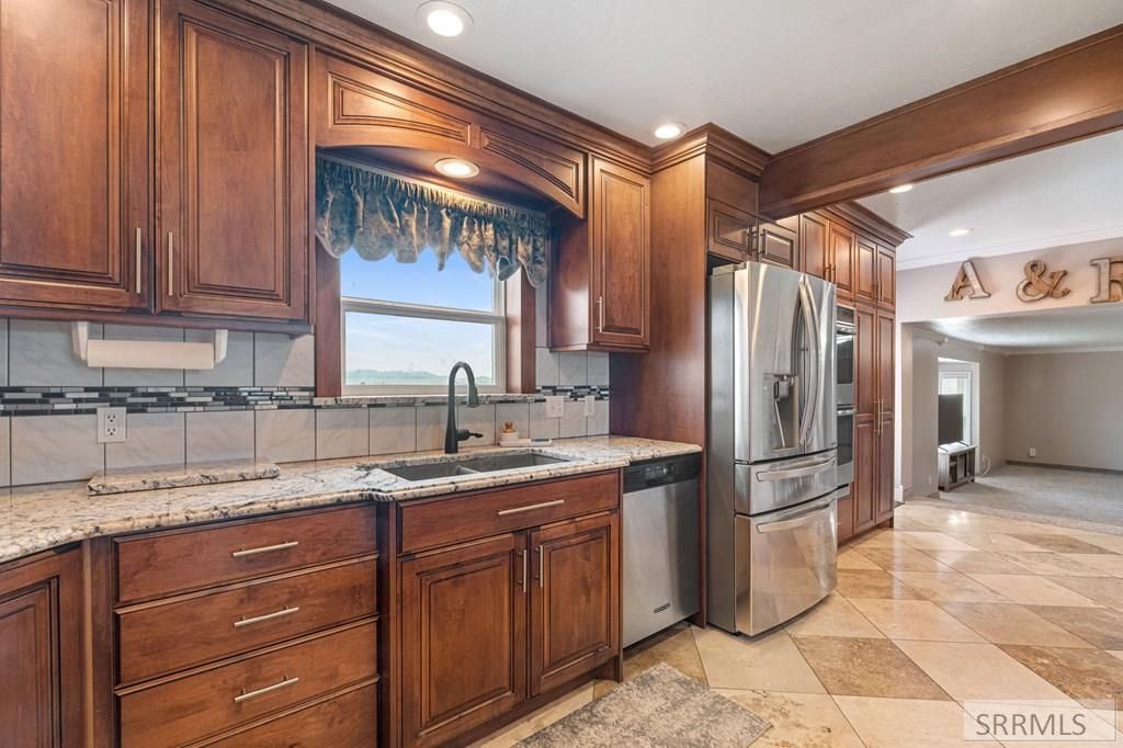 Image 15 of property listing at 2214 S 1600 E, Preston, WY 82363