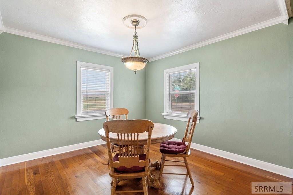 Image 6 of property listing at 2214 S 1600 E, Preston, WY 82363