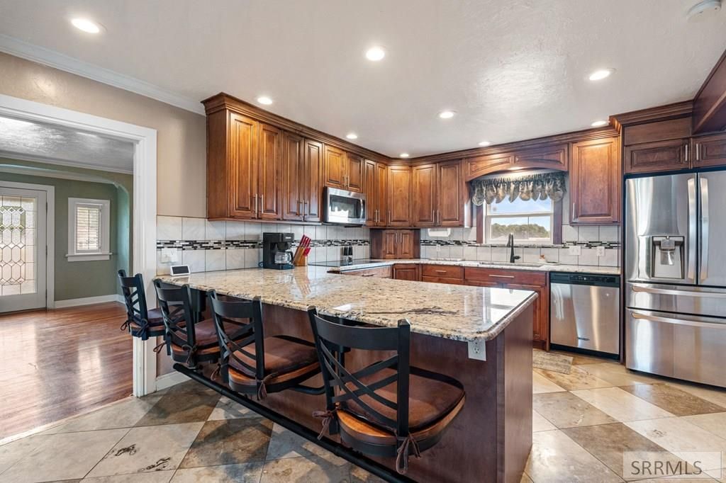 Image 8 of property listing at 2214 S 1600 E, Preston, WY 82363