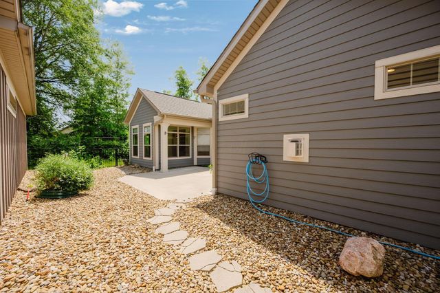 333 Parkgate Court, Delaware, OH 43015