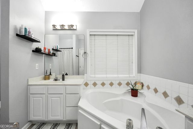 3320 Goldmist Drive, Buford, GA 30519
