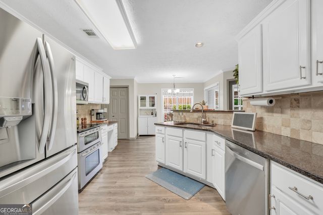 3320 Goldmist Drive, Buford, GA 30519
