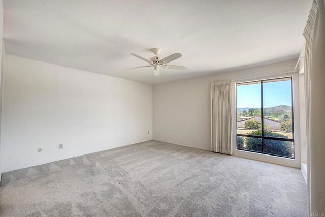 12602 Senda Acantilada, San Diego, CA 92128