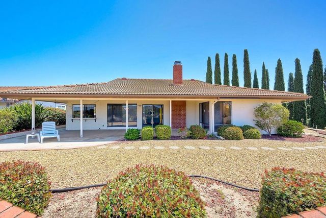 12602 Senda Acantilada, San Diego, CA 92128