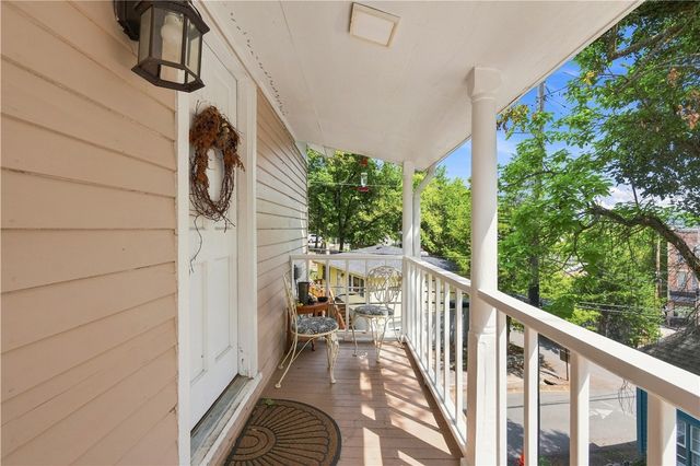35 Mountain Street, Eureka Springs, AR 72632