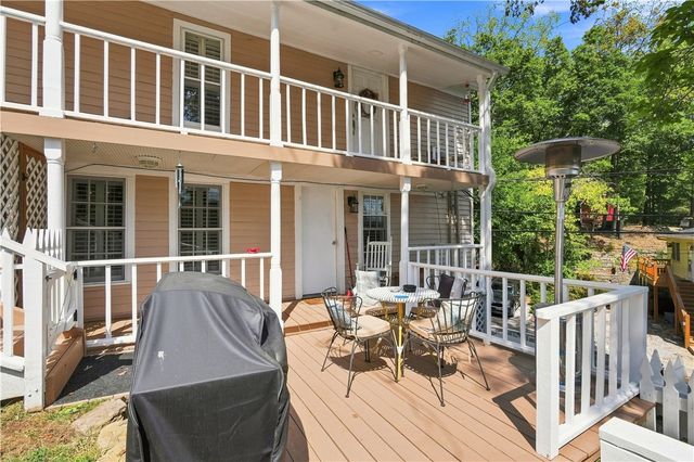 35 Mountain Street, Eureka Springs, AR 72632