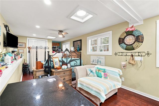 35 Mountain Street, Eureka Springs, AR 72632