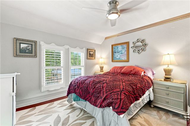 35 Mountain Street, Eureka Springs, AR 72632