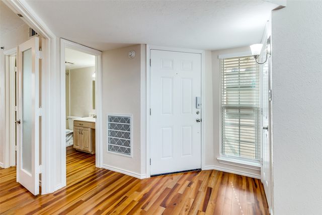 3323 San Jacinto Street, Dallas, TX 75204