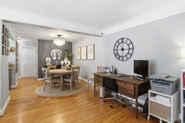 401 N Eton Street 105, Birmingham, MI 48009