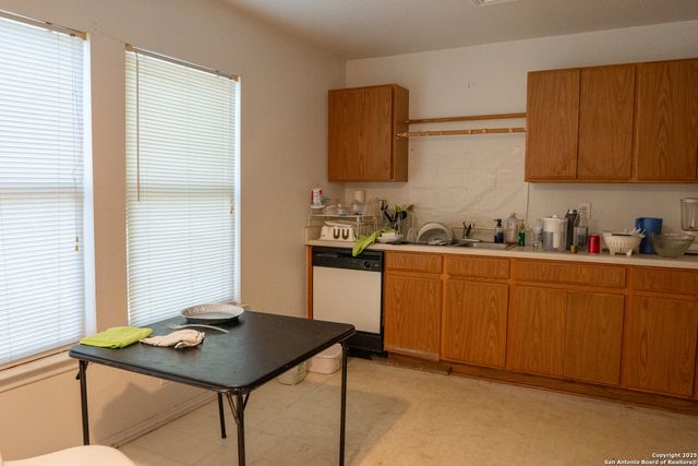 11 Viaduct Post, San Antonio, TX 78240