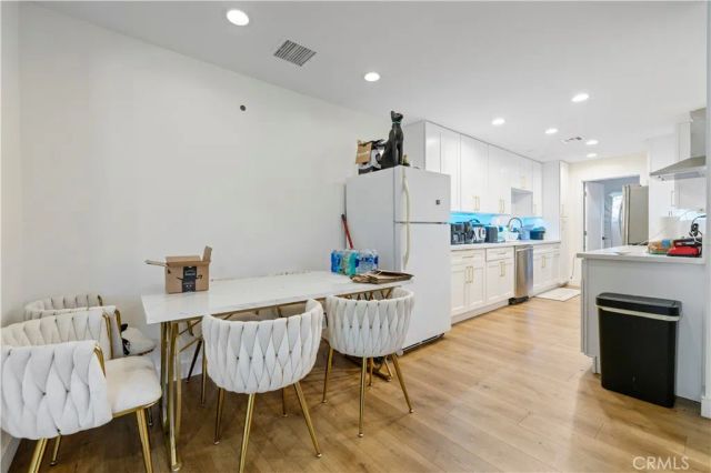 9846 Monogram Ave, Northridge, CA 91343