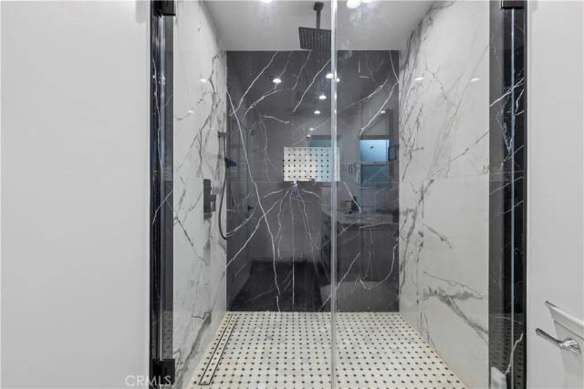 9846 Monogram Ave, Northridge, CA 91343